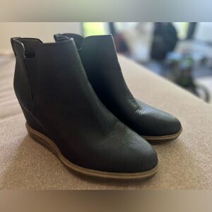 Dr. Scholl’s Black Wedge Booties – Size 8.5